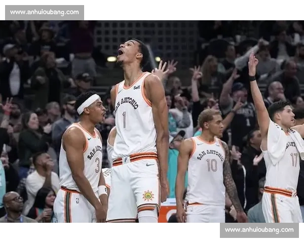 高清篮球直播全程跟踪精彩赛事即时更新让你不错过每一场精彩对决 - 副本 (21) - 副本 - 副本 - 副本 - 副本